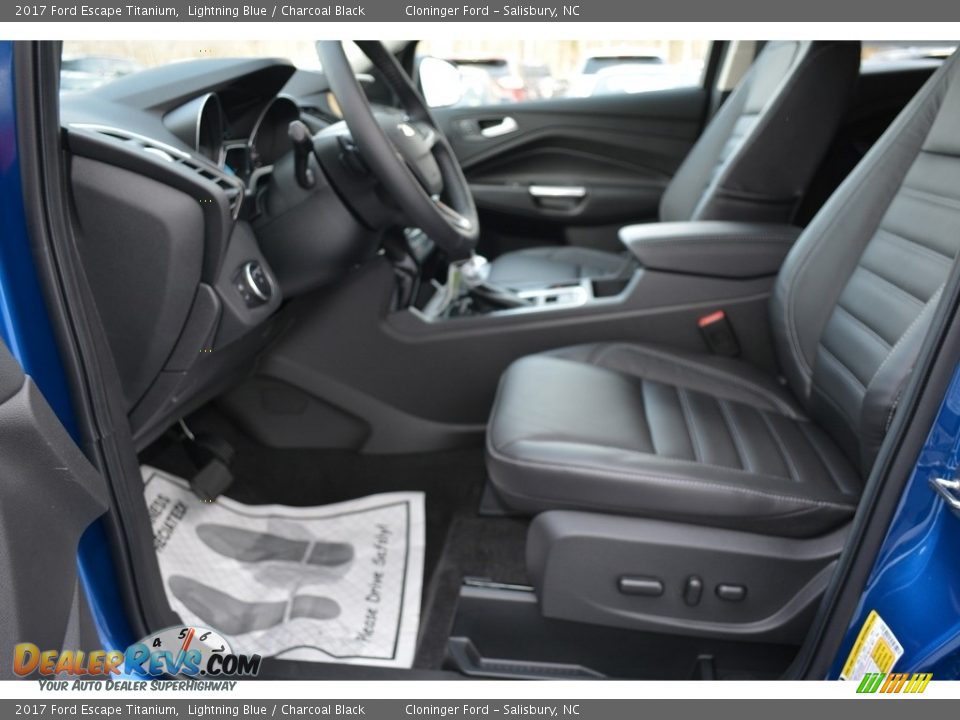 2017 Ford Escape Titanium Lightning Blue / Charcoal Black Photo #6