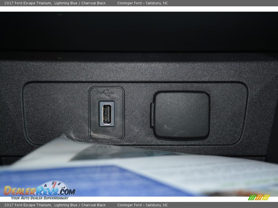 2017 Ford Escape Titanium Lightning Blue / Charcoal Black Photo #16