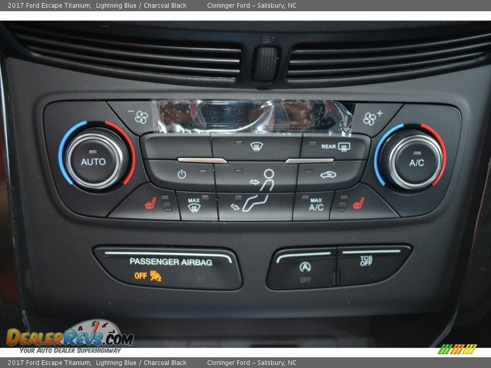 2017 Ford Escape Titanium Lightning Blue / Charcoal Black Photo #17