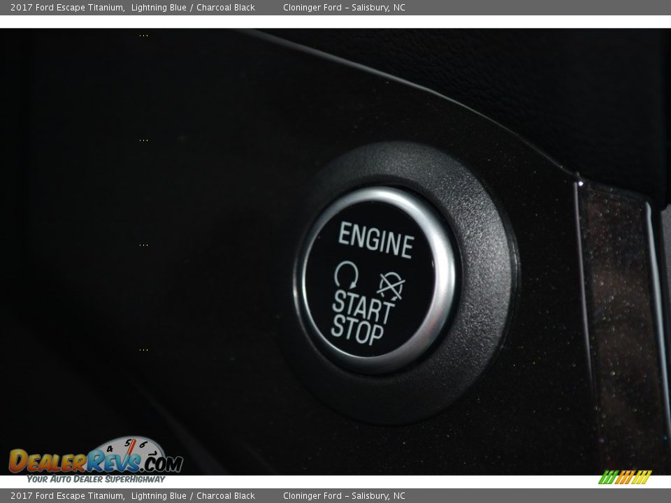 2017 Ford Escape Titanium Lightning Blue / Charcoal Black Photo #21