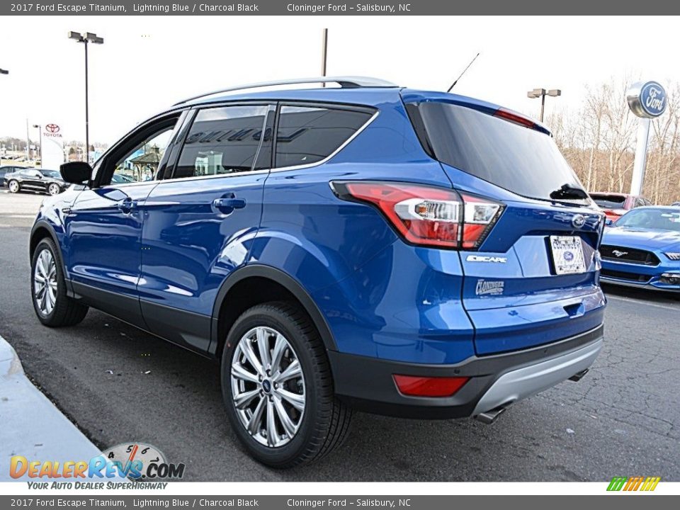 2017 Ford Escape Titanium Lightning Blue / Charcoal Black Photo #23