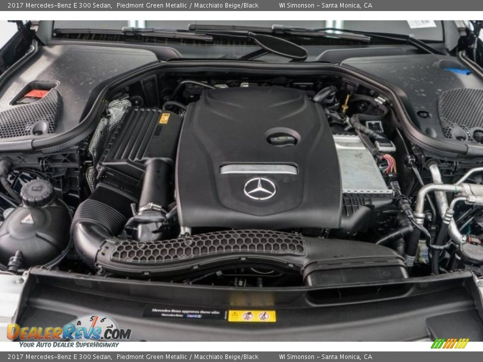 2017 Mercedes-Benz E 300 Sedan Piedmont Green Metallic / Macchiato Beige/Black Photo #9