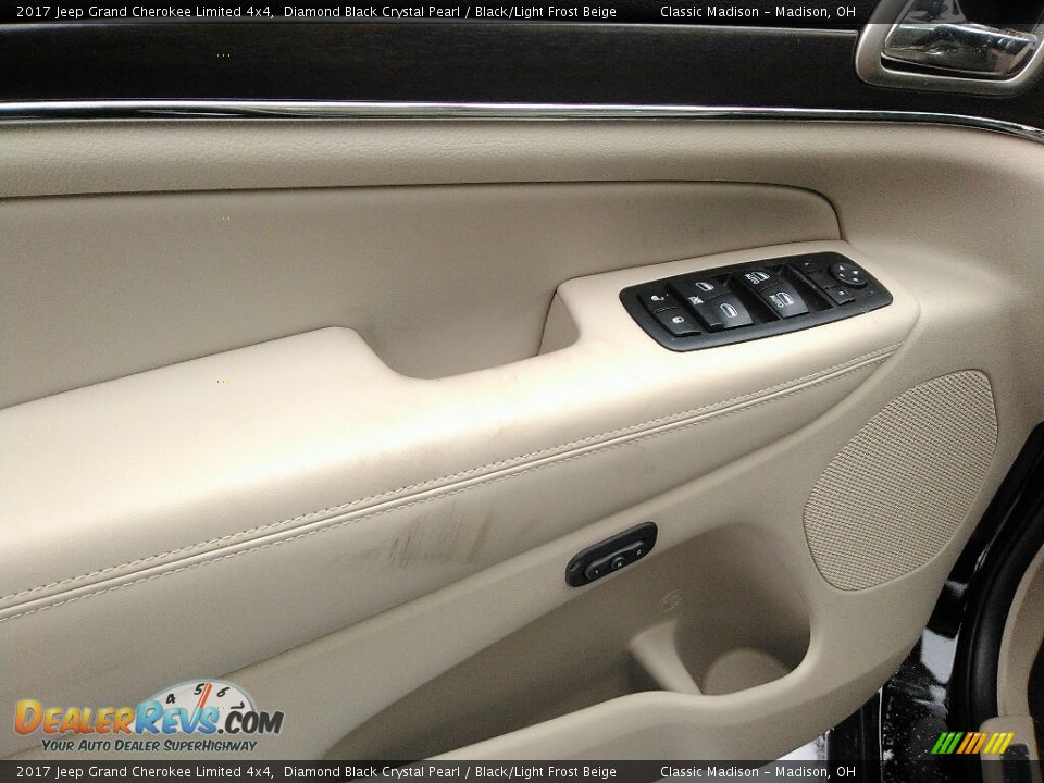 2017 Jeep Grand Cherokee Limited 4x4 Diamond Black Crystal Pearl / Black/Light Frost Beige Photo #3