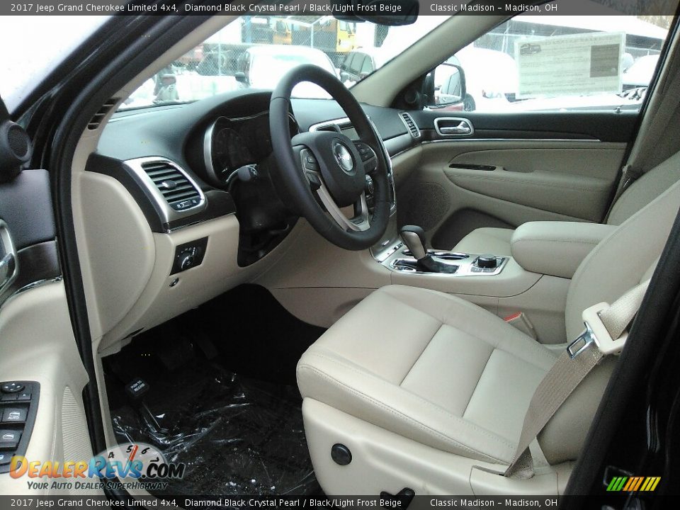 2017 Jeep Grand Cherokee Limited 4x4 Diamond Black Crystal Pearl / Black/Light Frost Beige Photo #4