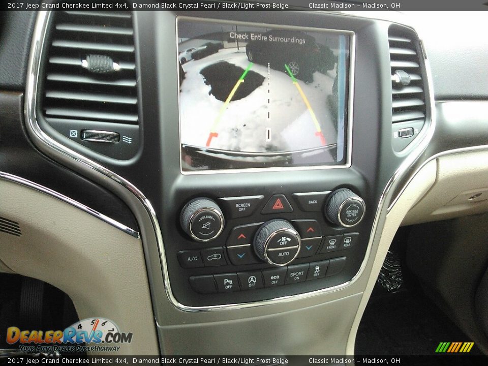 2017 Jeep Grand Cherokee Limited 4x4 Diamond Black Crystal Pearl / Black/Light Frost Beige Photo #10