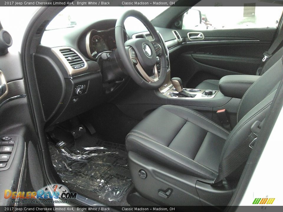 2017 Jeep Grand Cherokee Limited 4x4 Bright White / Black Photo #4