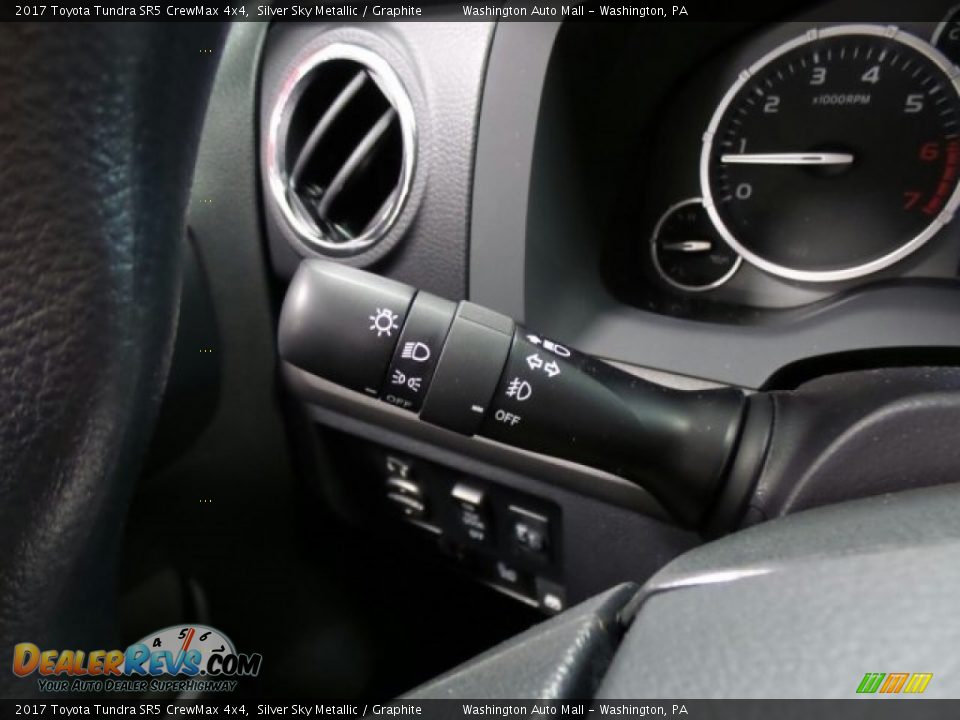 Controls of 2017 Toyota Tundra SR5 CrewMax 4x4 Photo #28