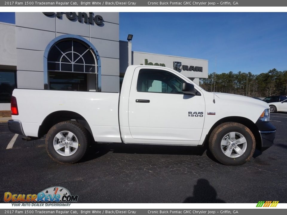 2017 Ram 1500 Tradesman Regular Cab Bright White / Black/Diesel Gray Photo #8
