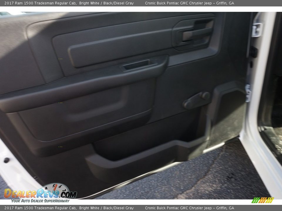 2017 Ram 1500 Tradesman Regular Cab Bright White / Black/Diesel Gray Photo #12