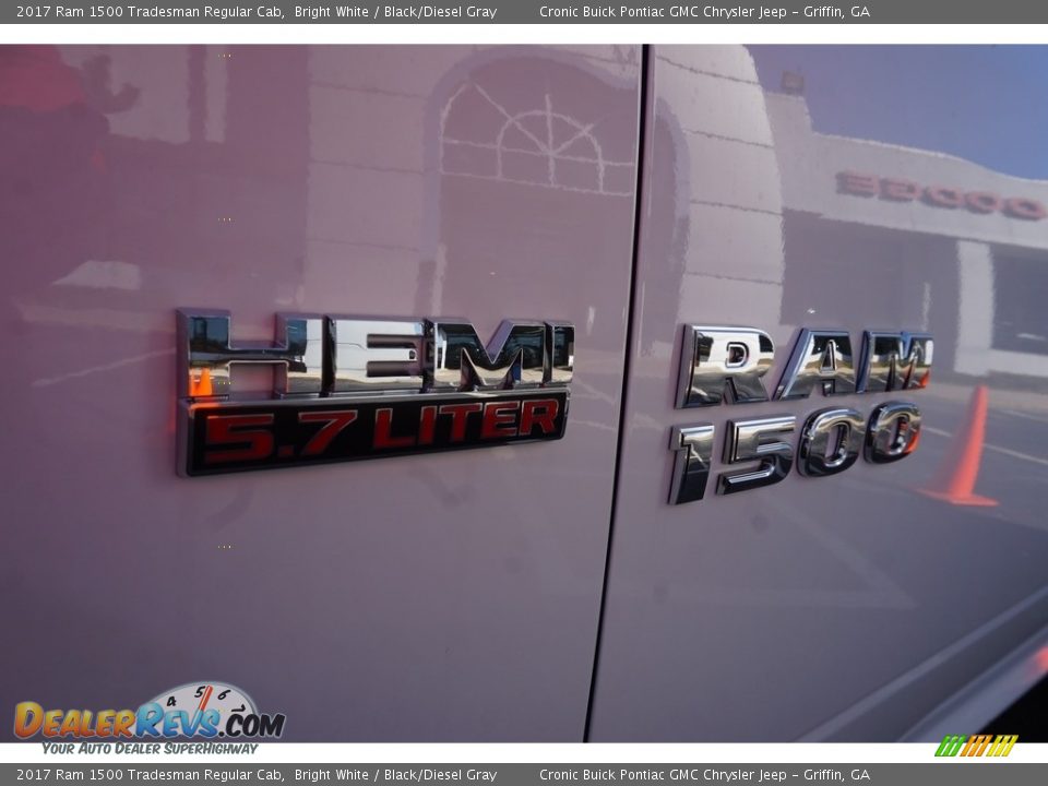 2017 Ram 1500 Tradesman Regular Cab Bright White / Black/Diesel Gray Photo #14