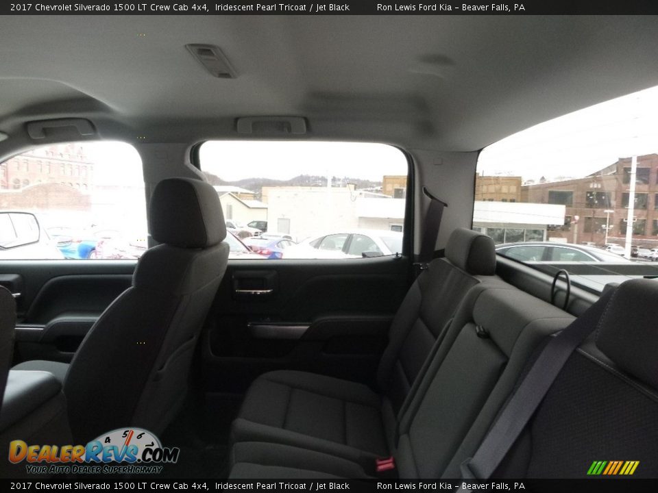 2017 Chevrolet Silverado 1500 LT Crew Cab 4x4 Iridescent Pearl Tricoat / Jet Black Photo #11