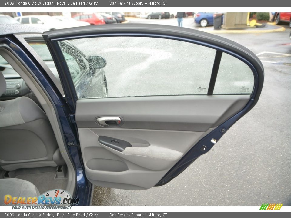 2009 Honda Civic LX Sedan Royal Blue Pearl / Gray Photo #19