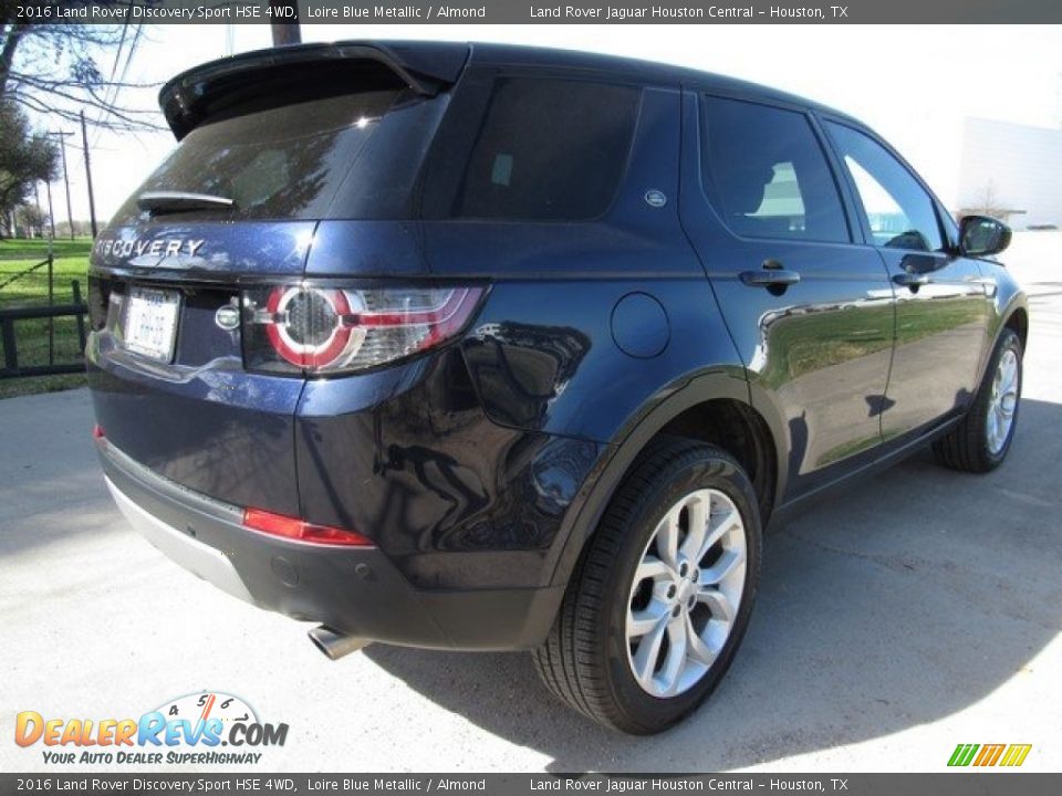 2016 Land Rover Discovery Sport HSE 4WD Loire Blue Metallic / Almond Photo #7