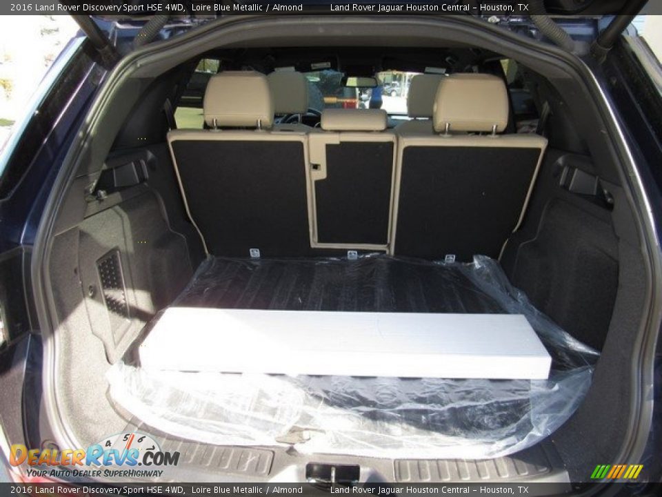 2016 Land Rover Discovery Sport HSE 4WD Loire Blue Metallic / Almond Photo #16