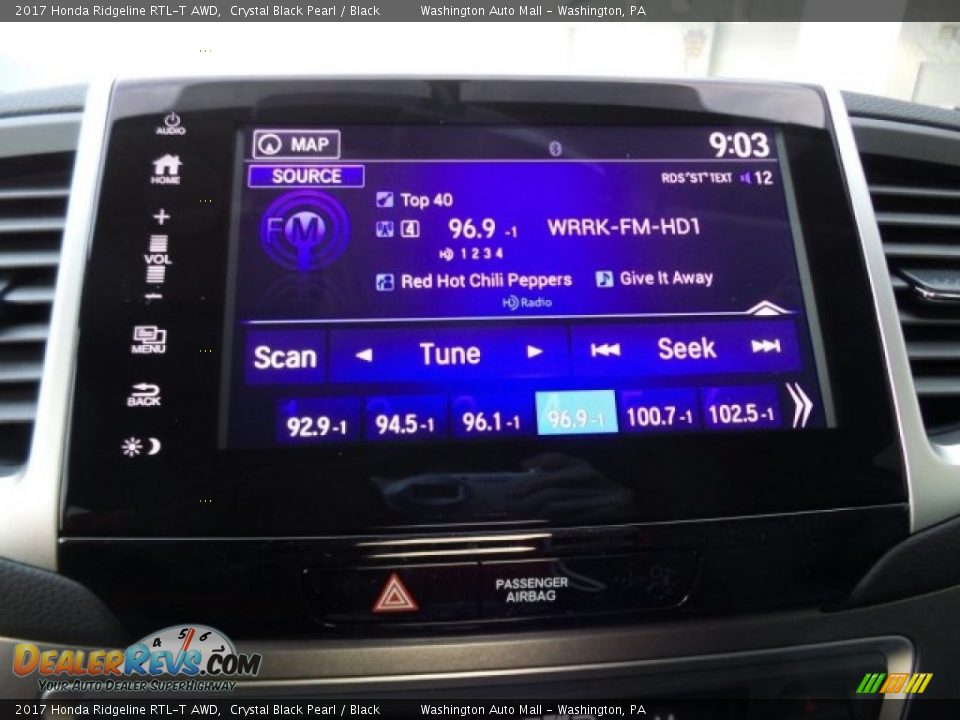 Audio System of 2017 Honda Ridgeline RTL-T AWD Photo #26
