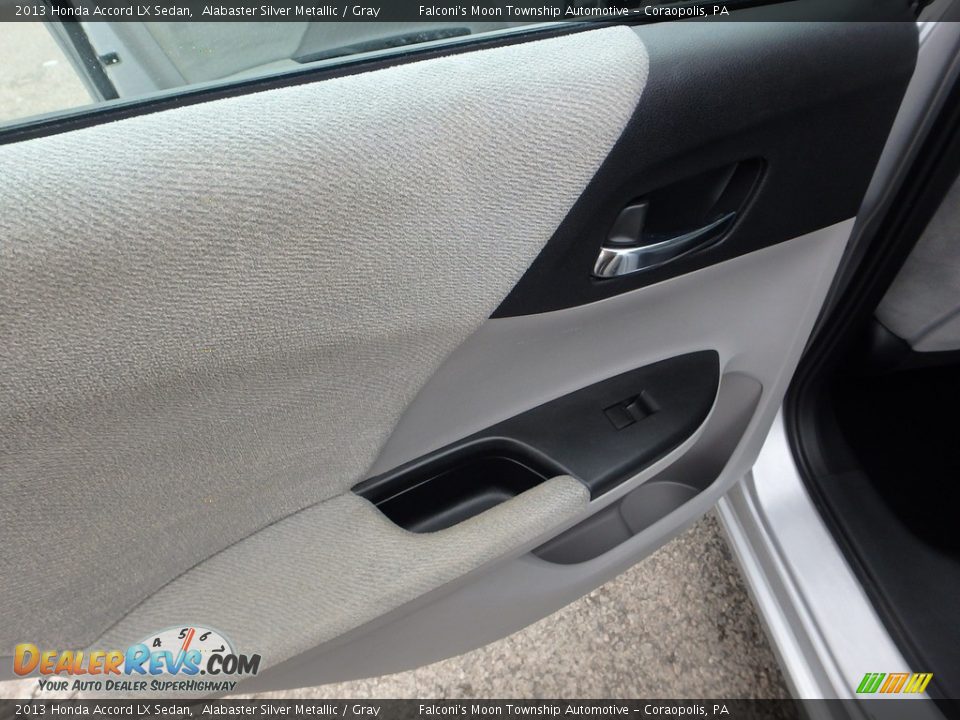 2013 Honda Accord LX Sedan Alabaster Silver Metallic / Gray Photo #18