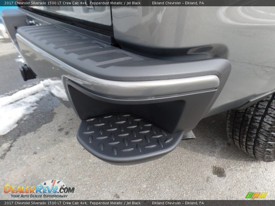 2017 Chevrolet Silverado 1500 LT Crew Cab 4x4 Pepperdust Metallic / Jet Black Photo #11