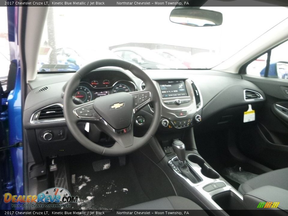 2017 Chevrolet Cruze LT Kinetic Blue Metallic / Jet Black Photo #13