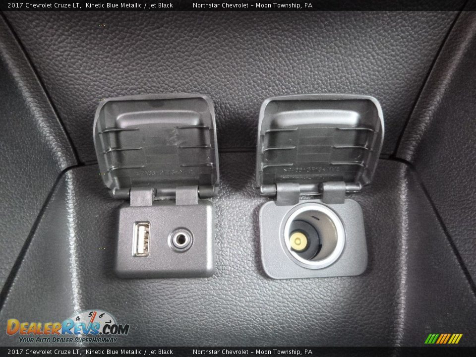 2017 Chevrolet Cruze LT Kinetic Blue Metallic / Jet Black Photo #19