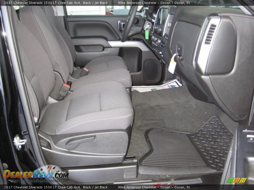 2017 Chevrolet Silverado 1500 LT Crew Cab 4x4 Black / Jet Black Photo #9