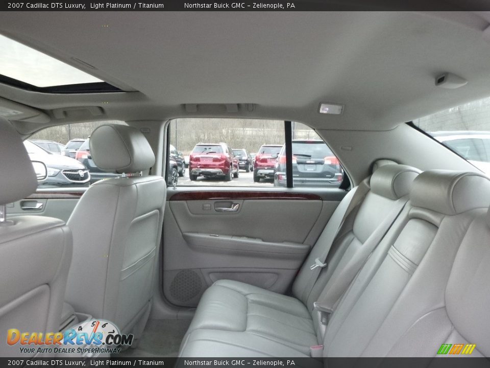 2007 Cadillac DTS Luxury Light Platinum / Titanium Photo #15