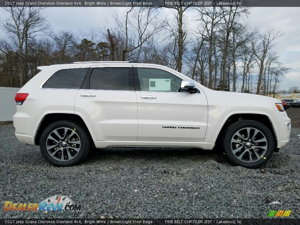 2017 Jeep Grand Cherokee Overland 4x4 Bright White / Brown/Light Frost Beige Photo #3