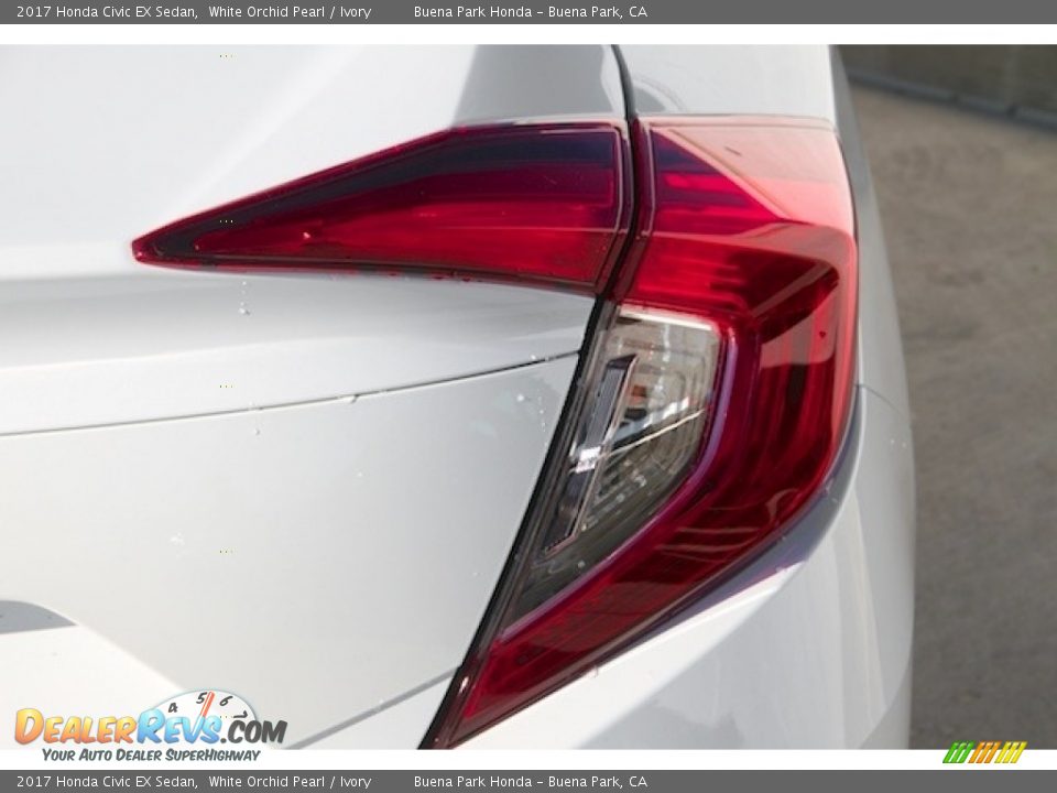 2017 Honda Civic EX Sedan White Orchid Pearl / Ivory Photo #4