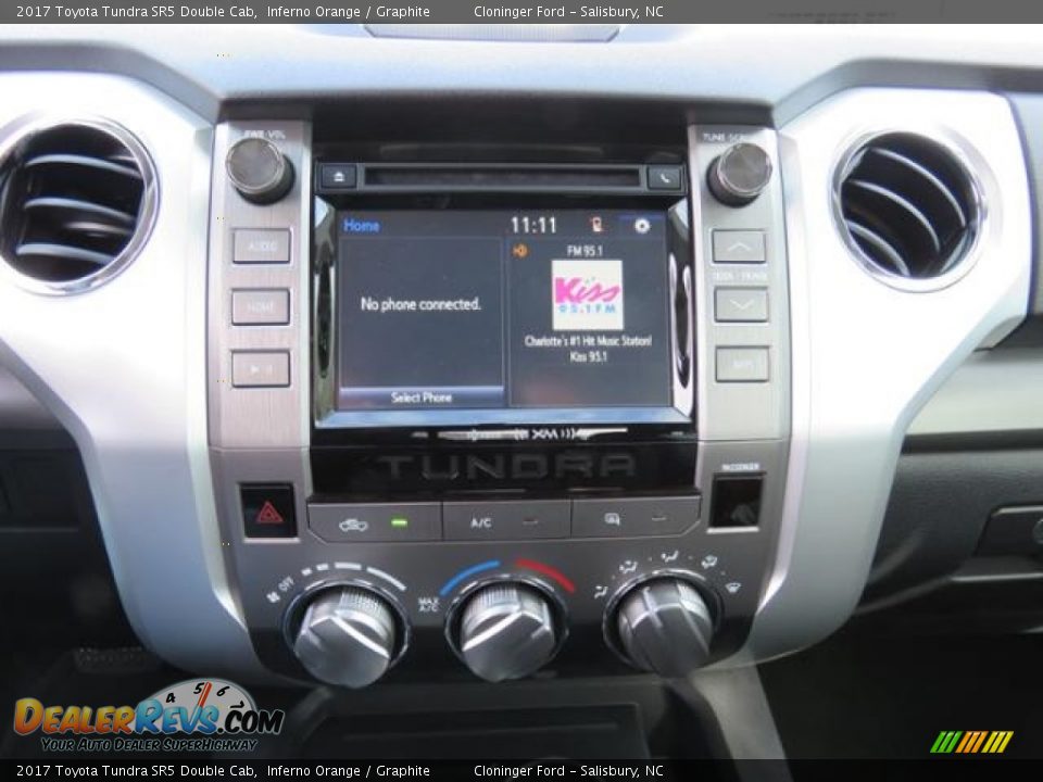 Controls of 2017 Toyota Tundra SR5 Double Cab Photo #17