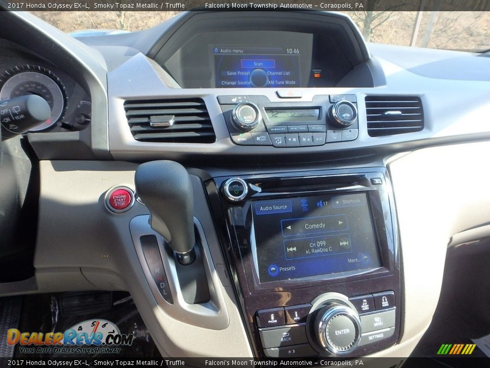 Controls of 2017 Honda Odyssey EX-L Photo #13