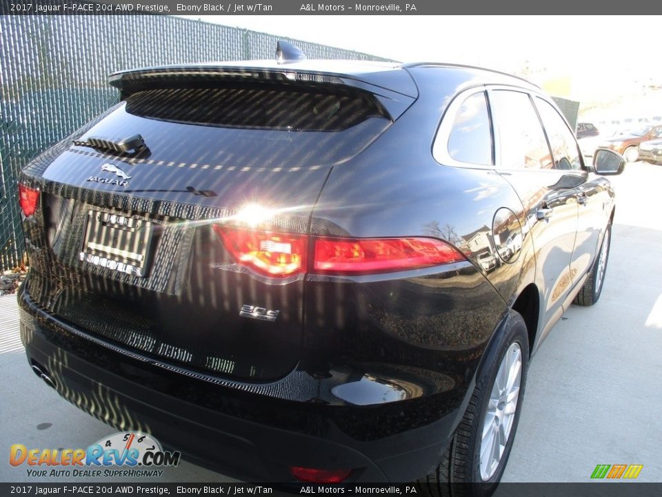 2017 Jaguar F-PACE 20d AWD Prestige Ebony Black / Jet w/Tan Photo #4