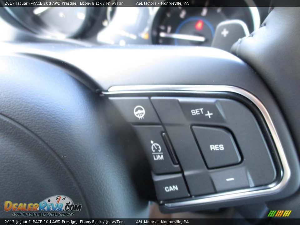 2017 Jaguar F-PACE 20d AWD Prestige Ebony Black / Jet w/Tan Photo #18