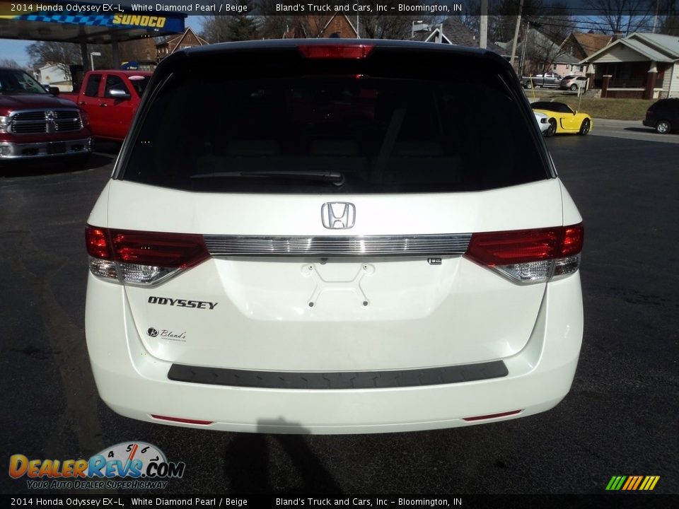 2014 Honda Odyssey EX-L White Diamond Pearl / Beige Photo #31