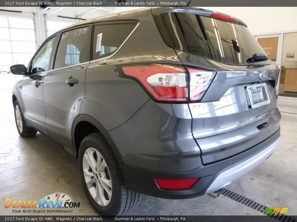 2017 Ford Escape SE 4WD Magnetic / Charcoal Black Photo #4
