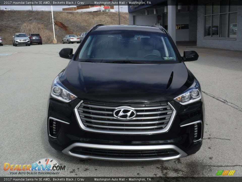 2017 Hyundai Santa Fe SE AWD Becketts Black / Gray Photo #4