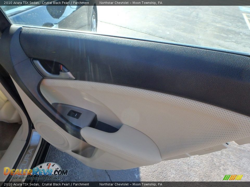 2010 Acura TSX Sedan Crystal Black Pearl / Parchment Photo #17