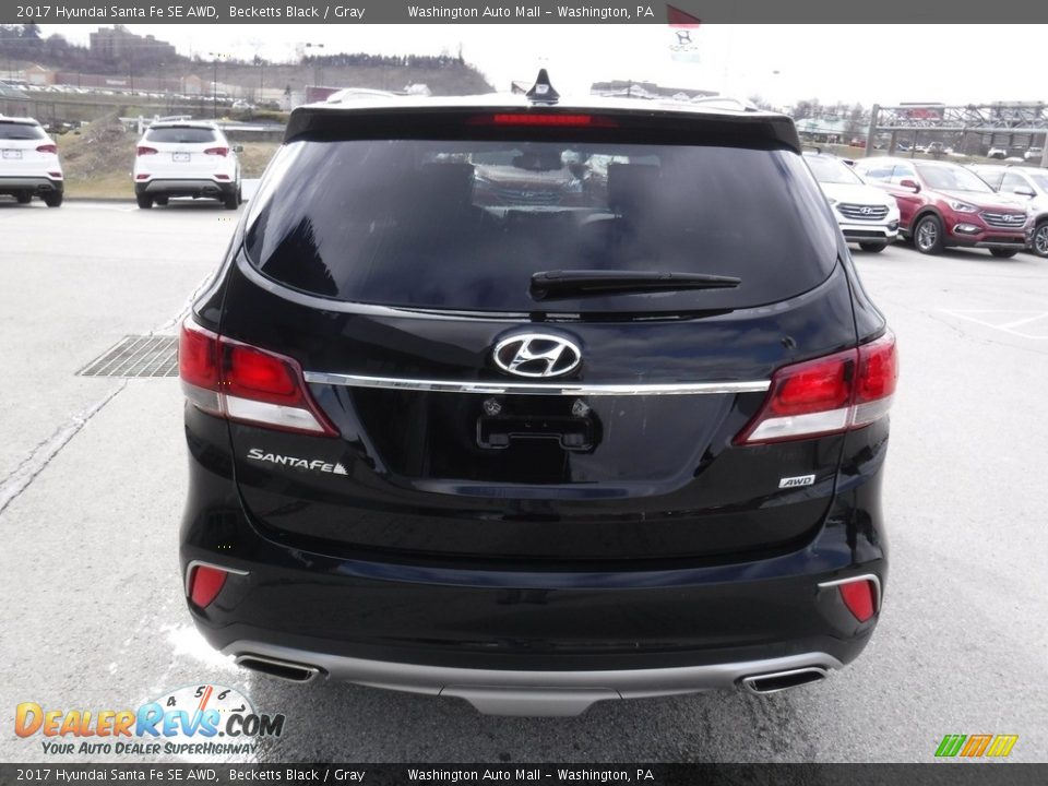 2017 Hyundai Santa Fe SE AWD Becketts Black / Gray Photo #8