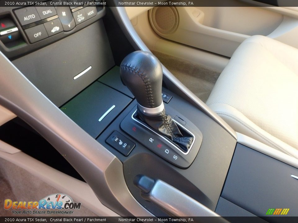 2010 Acura TSX Sedan Crystal Black Pearl / Parchment Photo #26