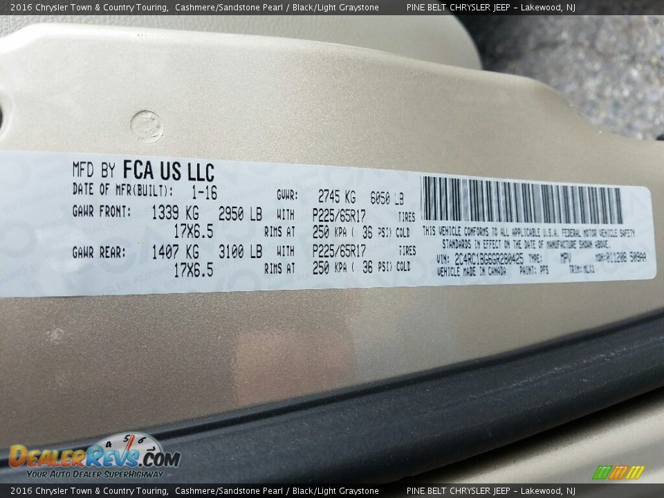 2016 Chrysler Town & Country Touring Cashmere/Sandstone Pearl / Black/Light Graystone Photo #15