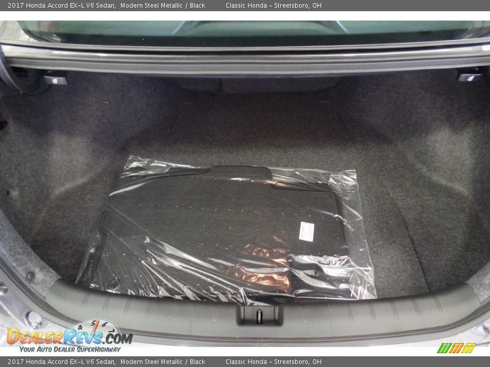 2017 Honda Accord EX-L V6 Sedan Modern Steel Metallic / Black Photo #14