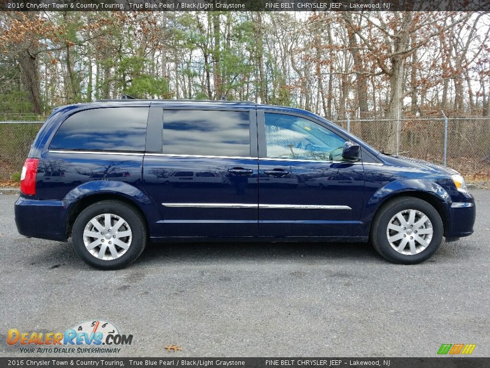 2016 Chrysler Town & Country Touring True Blue Pearl / Black/Light Graystone Photo #8