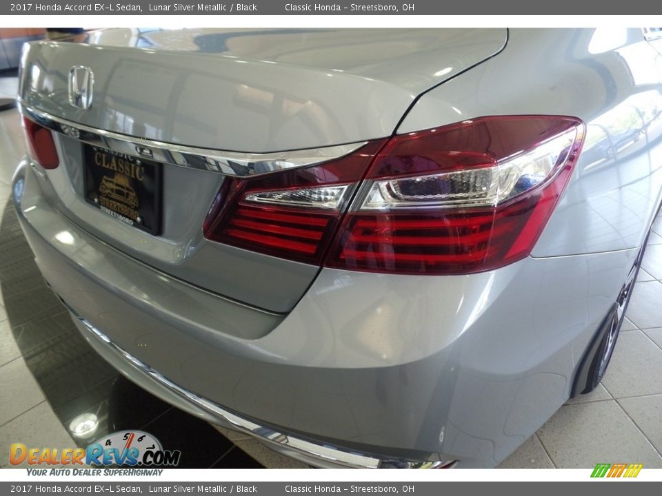 2017 Honda Accord EX-L Sedan Lunar Silver Metallic / Black Photo #4