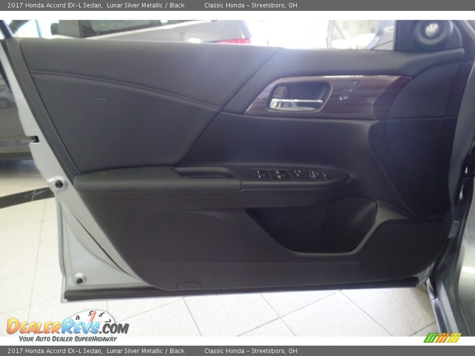 2017 Honda Accord EX-L Sedan Lunar Silver Metallic / Black Photo #6