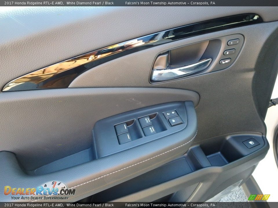 2017 Honda Ridgeline RTL-E AWD White Diamond Pearl / Black Photo #11