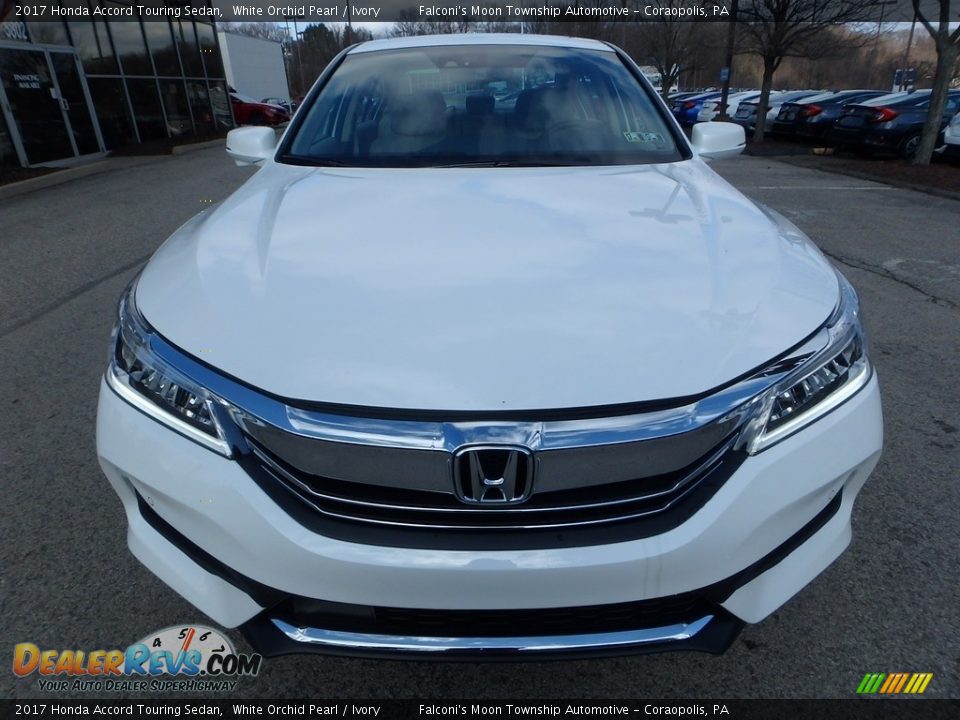 2017 Honda Accord Touring Sedan White Orchid Pearl / Ivory Photo #6