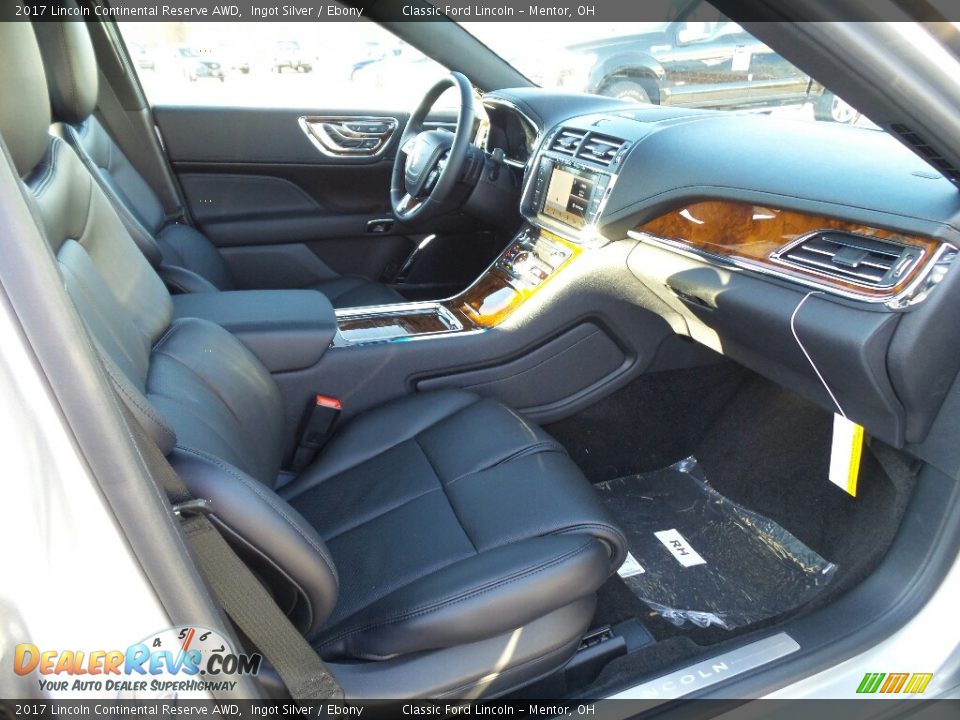 Front Seat of 2017 Lincoln Continental Reserve AWD Photo #10