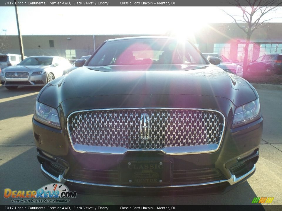 2017 Lincoln Continental Premier AWD Black Velvet / Ebony Photo #2