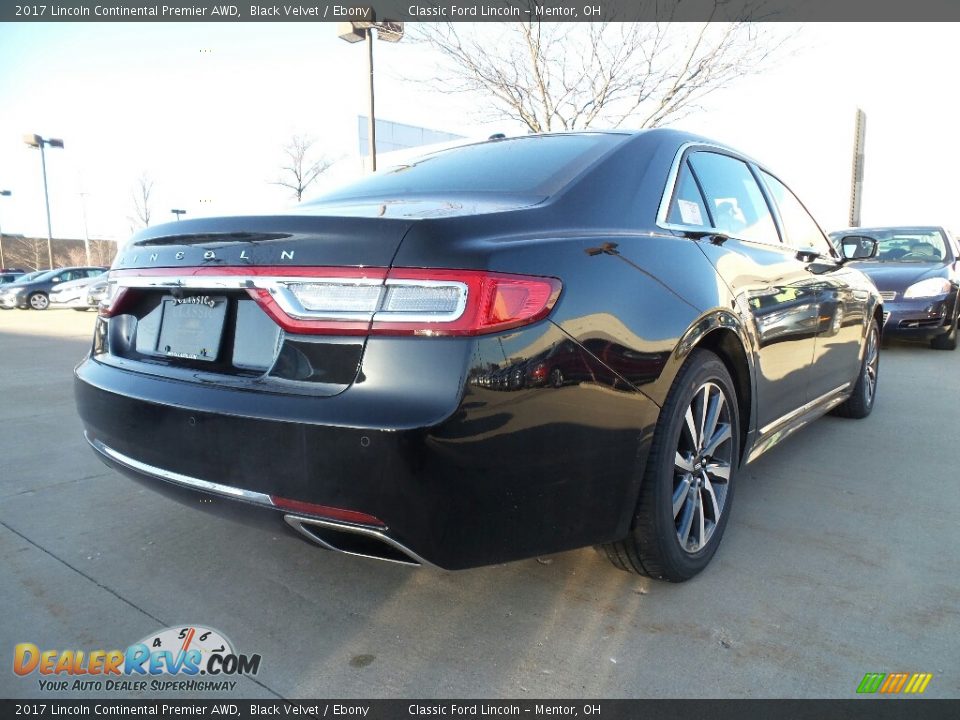 2017 Lincoln Continental Premier AWD Black Velvet / Ebony Photo #4
