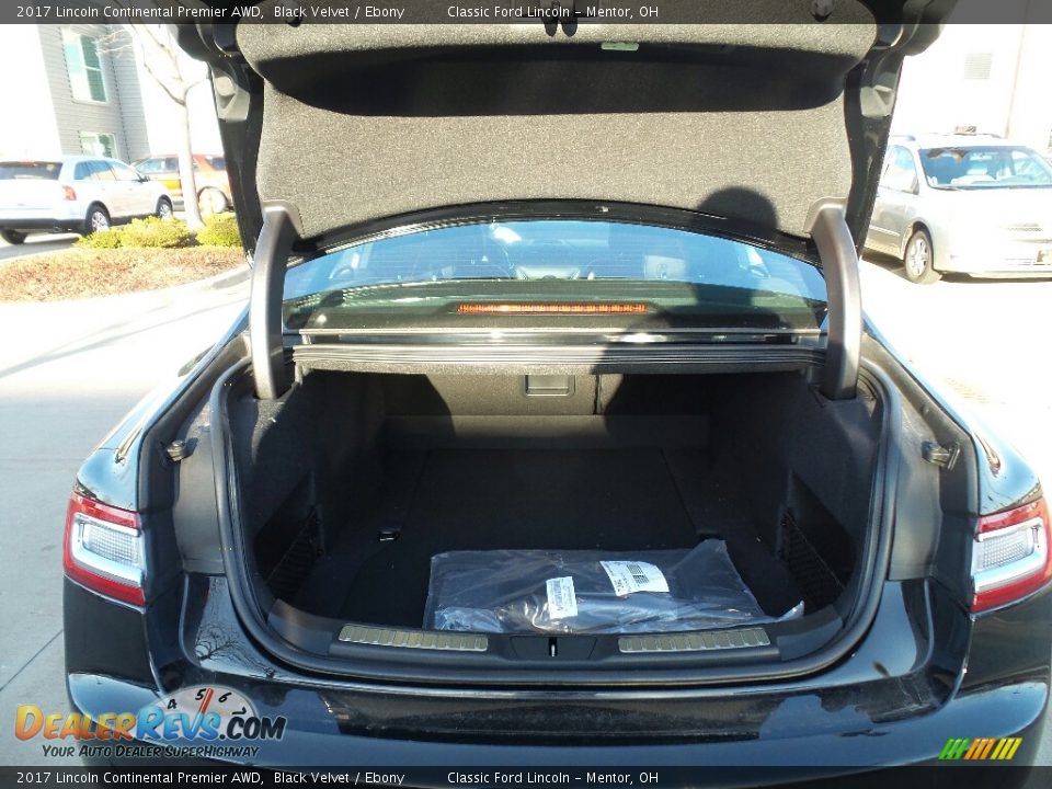2017 Lincoln Continental Premier AWD Black Velvet / Ebony Photo #6