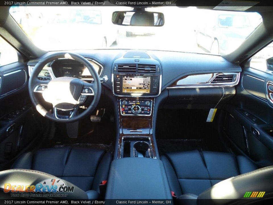2017 Lincoln Continental Premier AWD Black Velvet / Ebony Photo #7