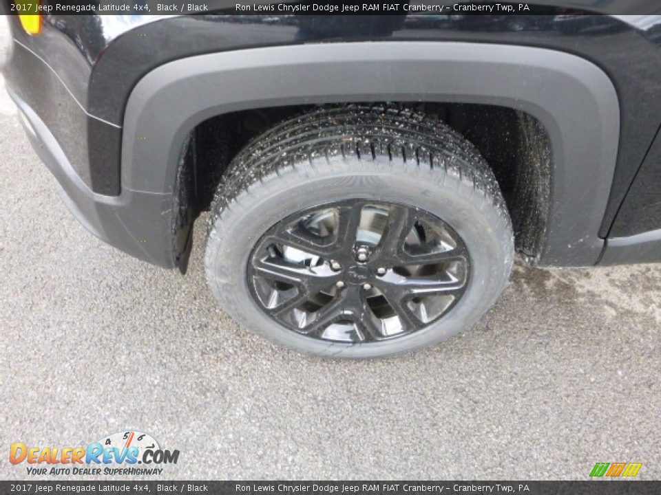 2017 Jeep Renegade Latitude 4x4 Black / Black Photo #2
